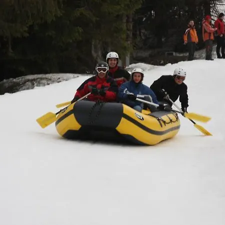 Kristinka Сasa de vacaciones Lendak
